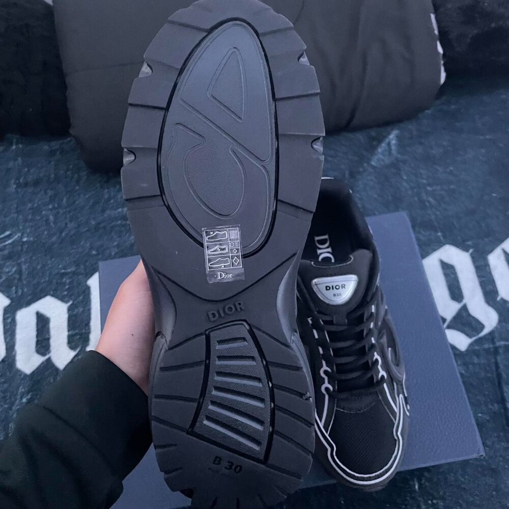 Black Dior B30 - Picture 3 of 3